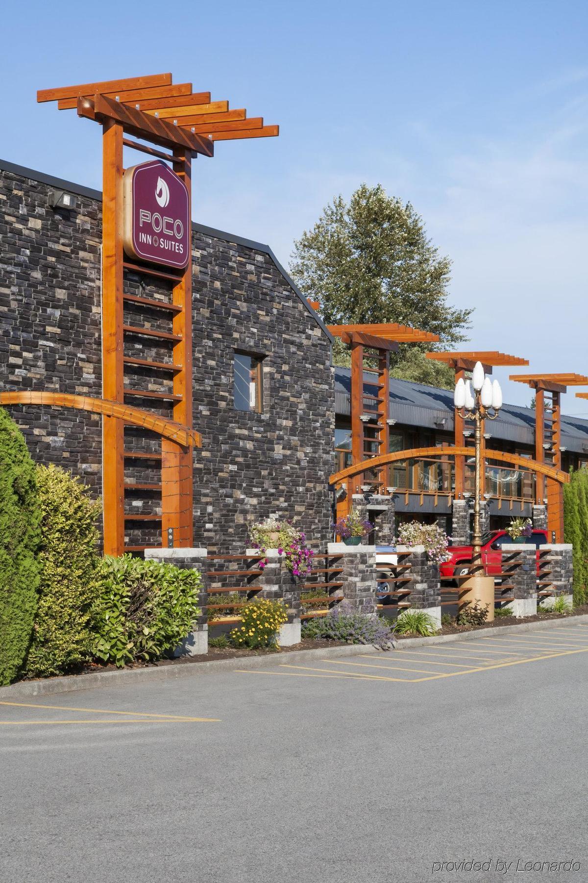 Poco Inn And Suites Hotel And Conference Center Port Coquitlam Exterior photo